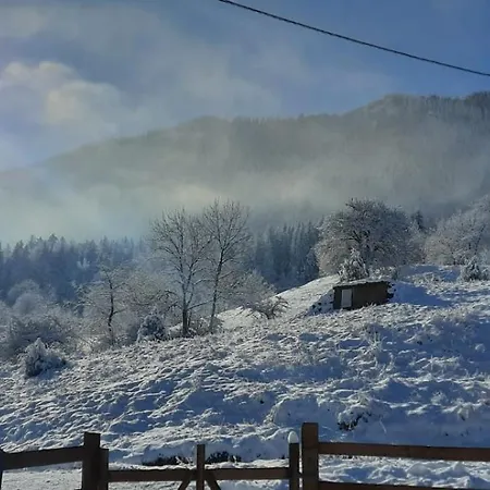 بيت خشبي Trebevic-sarajevo