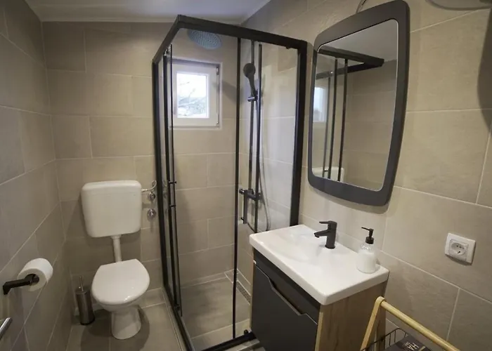 Trebevic-sarajevo 山林小屋 Dovlici